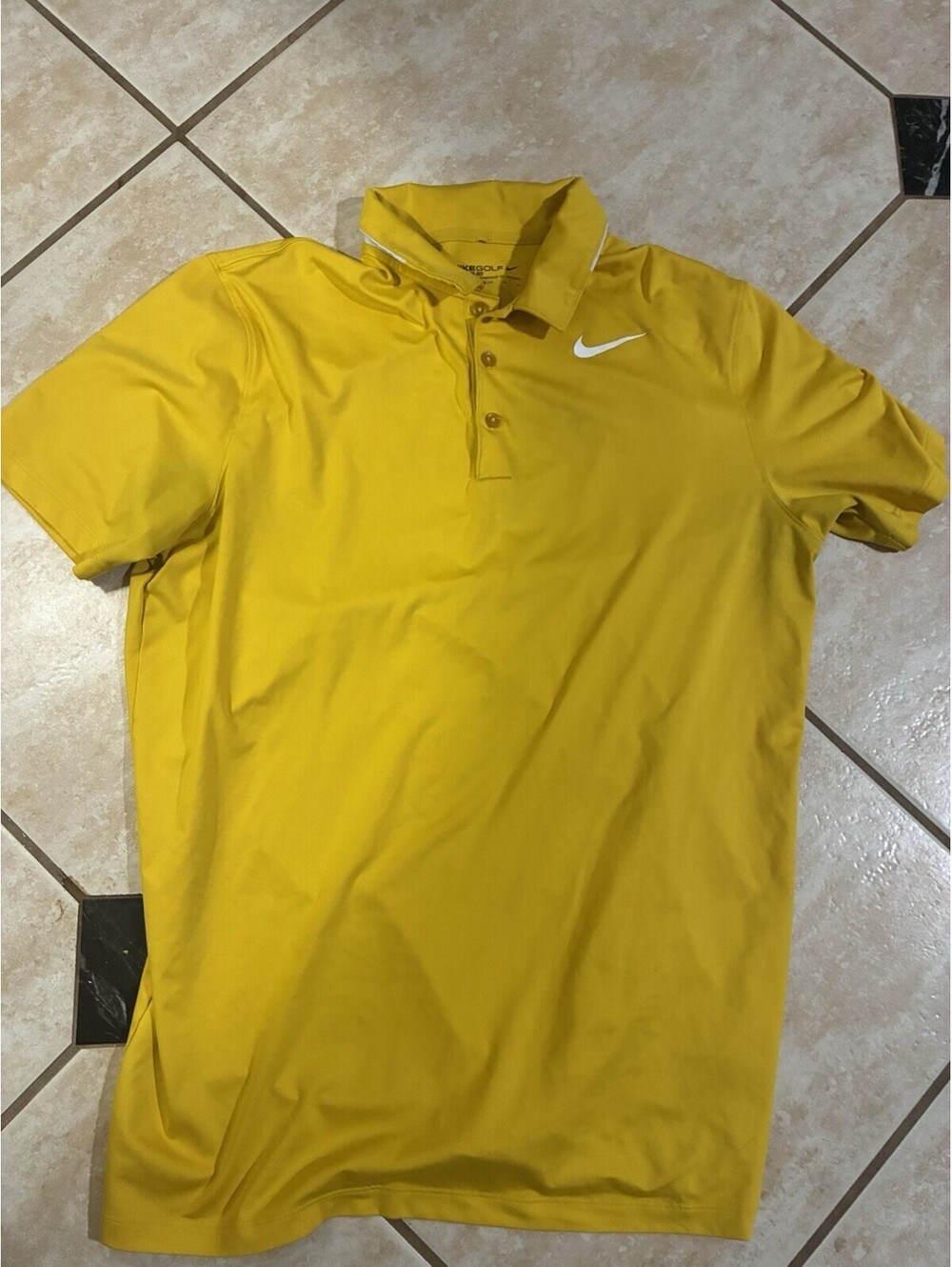 Nike golf Dri-Fit Medium yellow Standard Fit Stretch Performance Polo Shirt - Picture 2 of 4